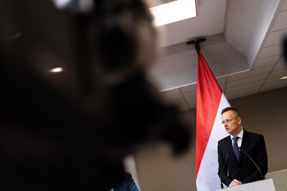 Szijjártó Péter: új világgazdasági versenyben kell helyt állni