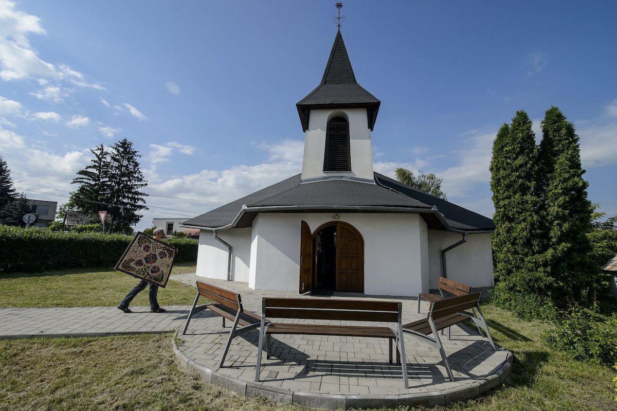 Május 2-án nyitnak a református templomok