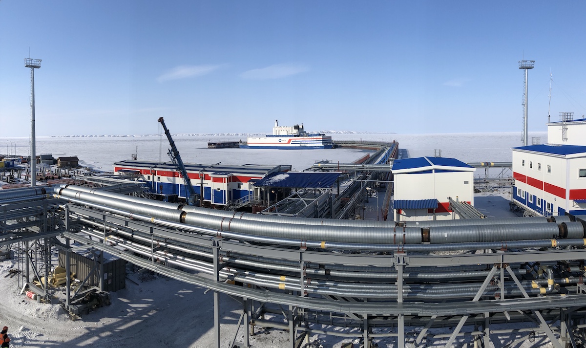 Exkluzív videó a világ első, kereskedelmi üzemben lévő úszó atomerőművéről