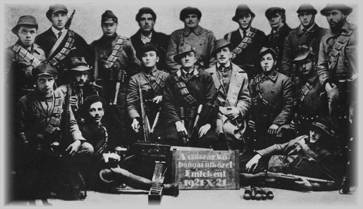 A Rongyos Gárda diadala