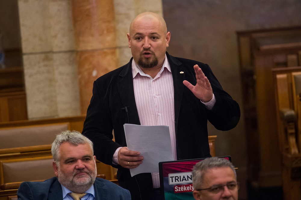 Jobbik: miért nem lett rend tíz év alatt?