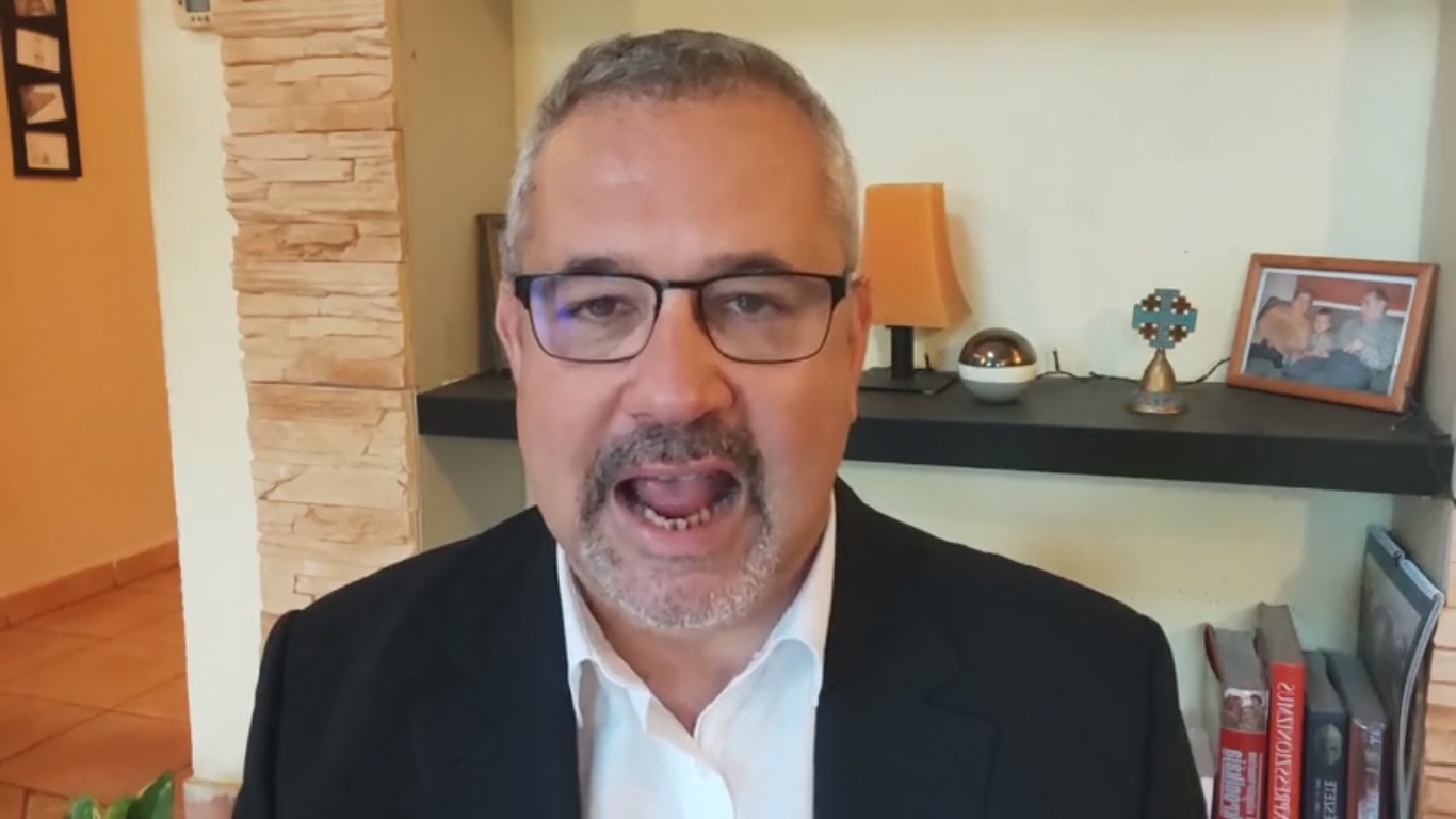 DK: „Tudjuk: ezzel nem fog megszűnni Orbán teljhatalma!”