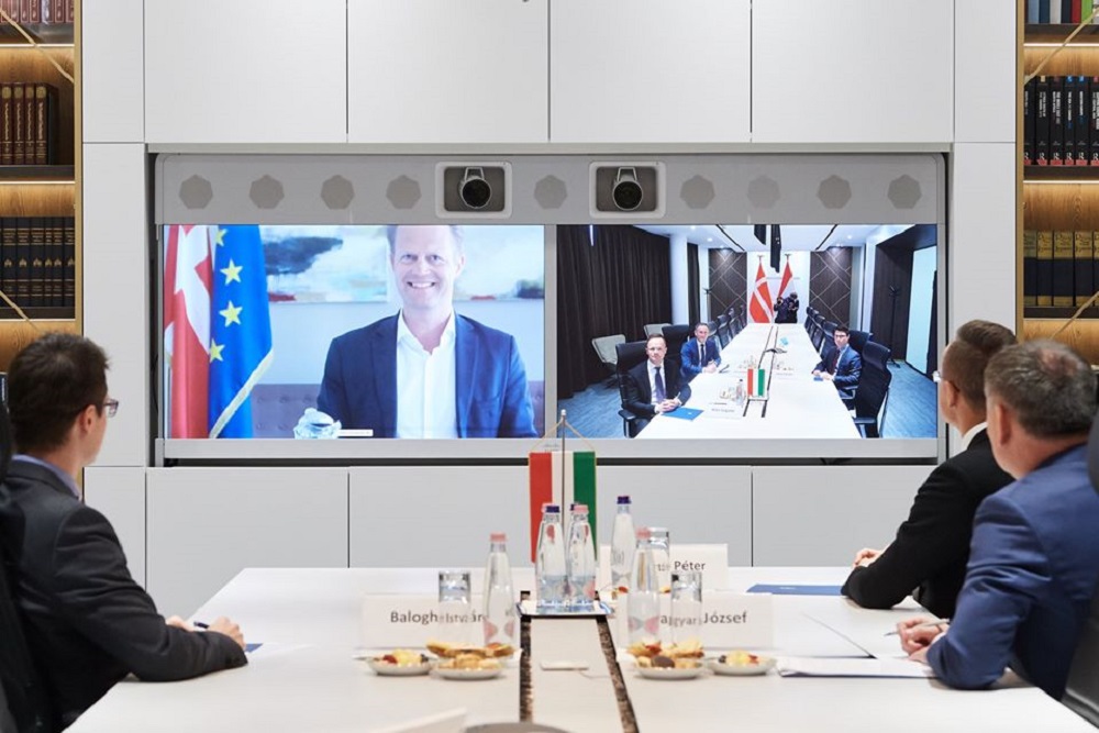 „Még egyszer nem fordulhat elő, hogy Európa ilyen védtelen legyen”