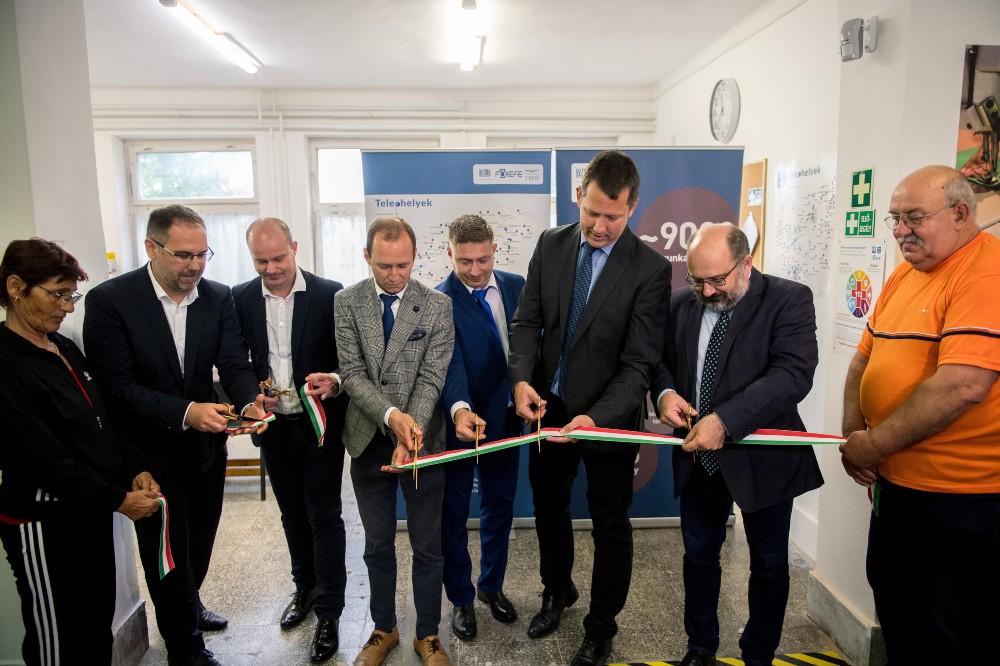 Átadták az ERFO üzemét Kétújfaluban