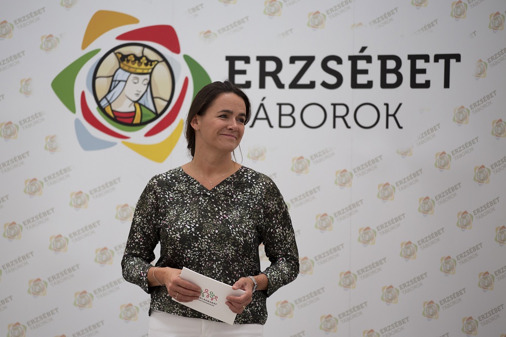 Minden Erzsébet-táborban lesznek fertőtlenítőpontok