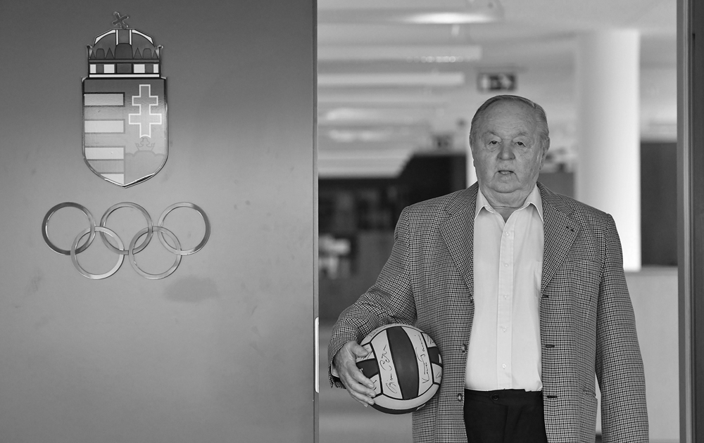 Szerda este portréfilmmel emlékezik a közmédia Kárpáti Györgyre