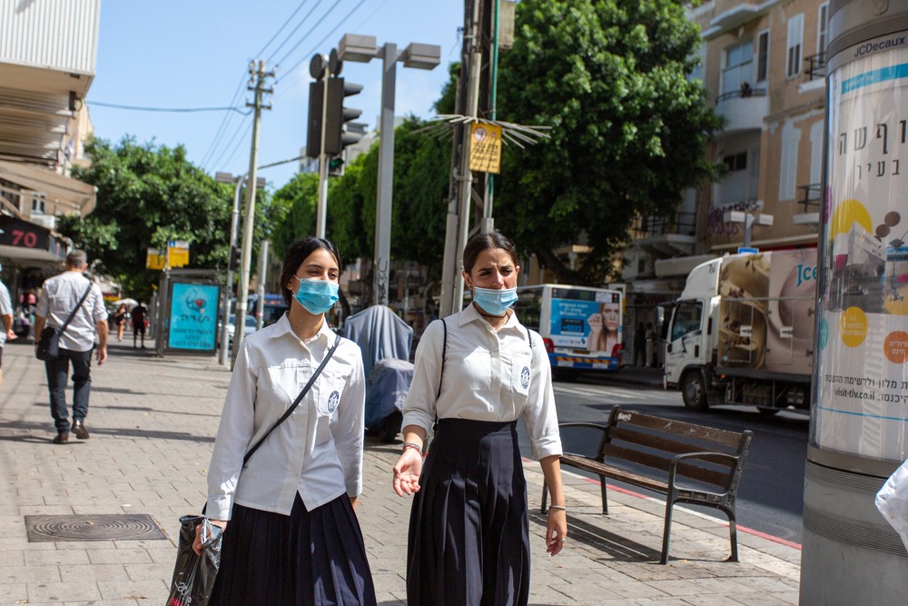 Izraelben bezárnak az iskolák és az óvodák