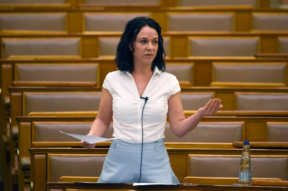 Szabó Tímea: soha nem fog véget érni a felhatalmazás