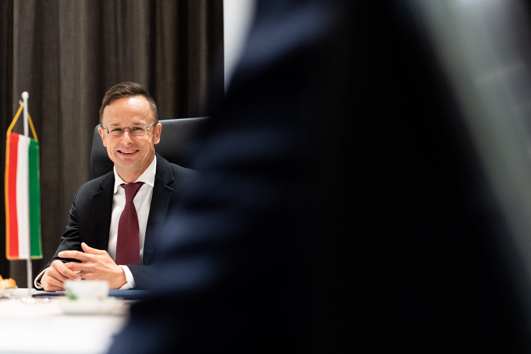 Szijjártó Péter tizenegy ország külügyminiszterével tárgyalt