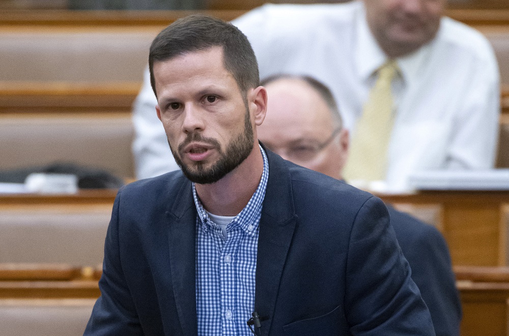 A Párbeszéd „a munka nélküli jövedelem pártja”