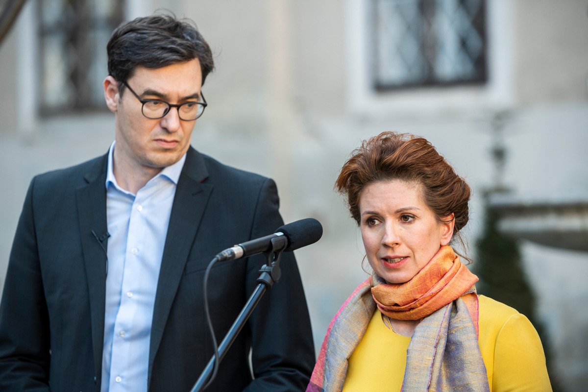 Fidesz: sokáig már nem lehet ezt a szerencsétlenkedést folytatni