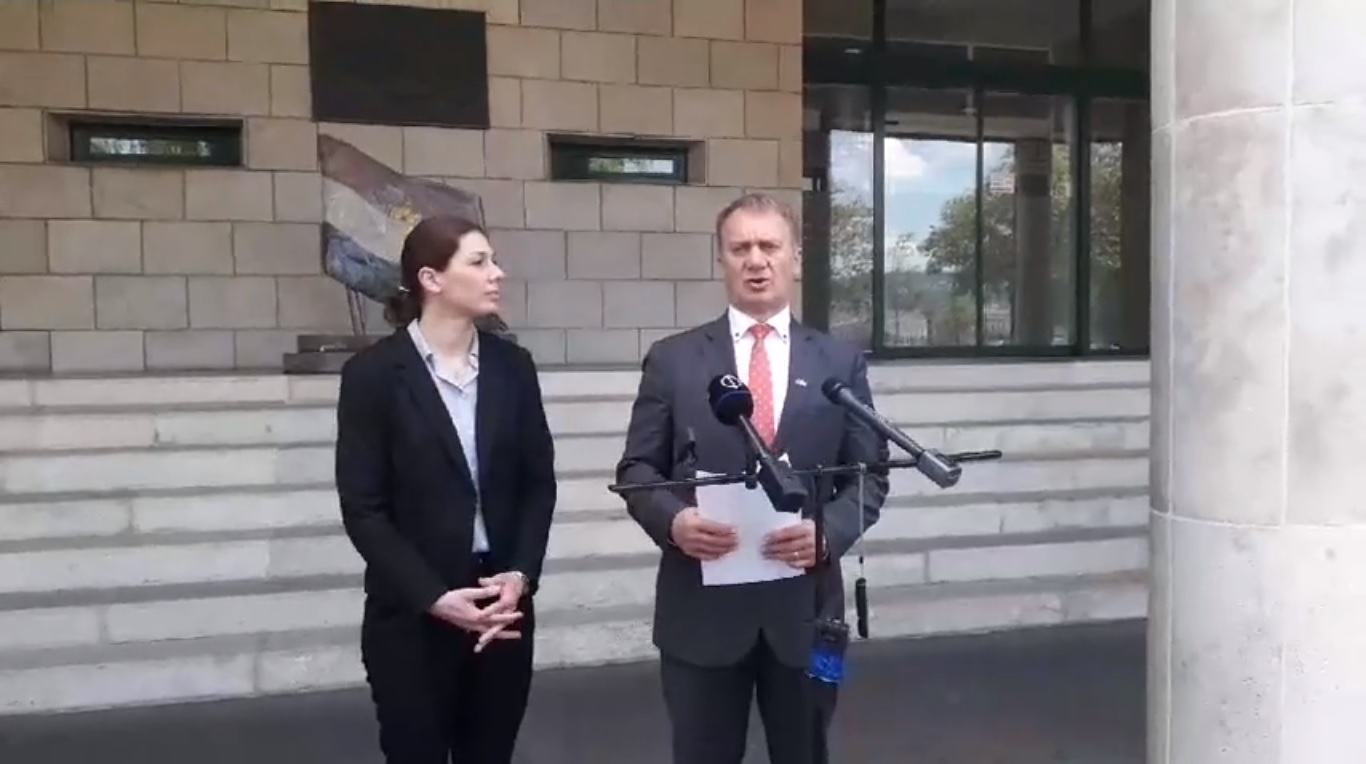 Varju: a kormány nem tud szembenézni az ország valódi problémáival