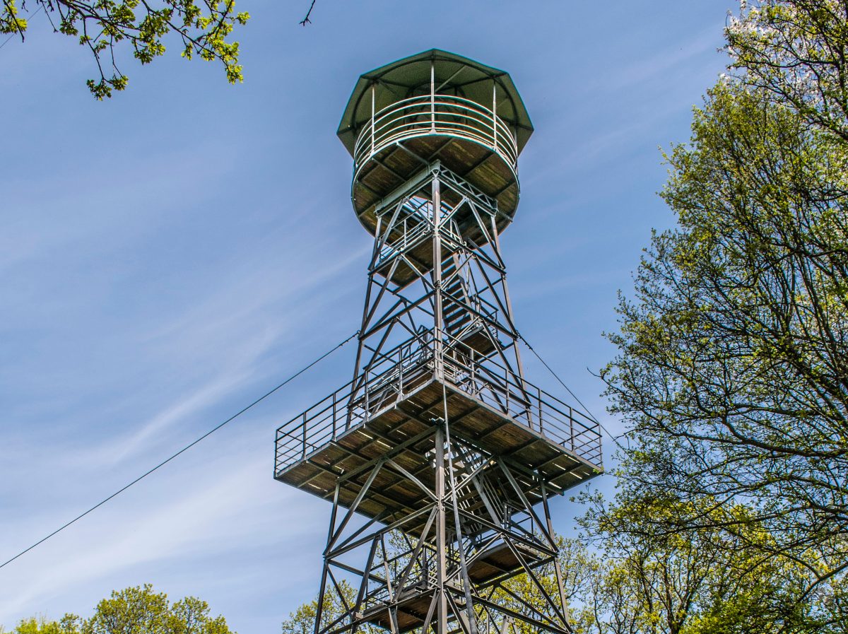 Életét vesztette a lezuhant férfi