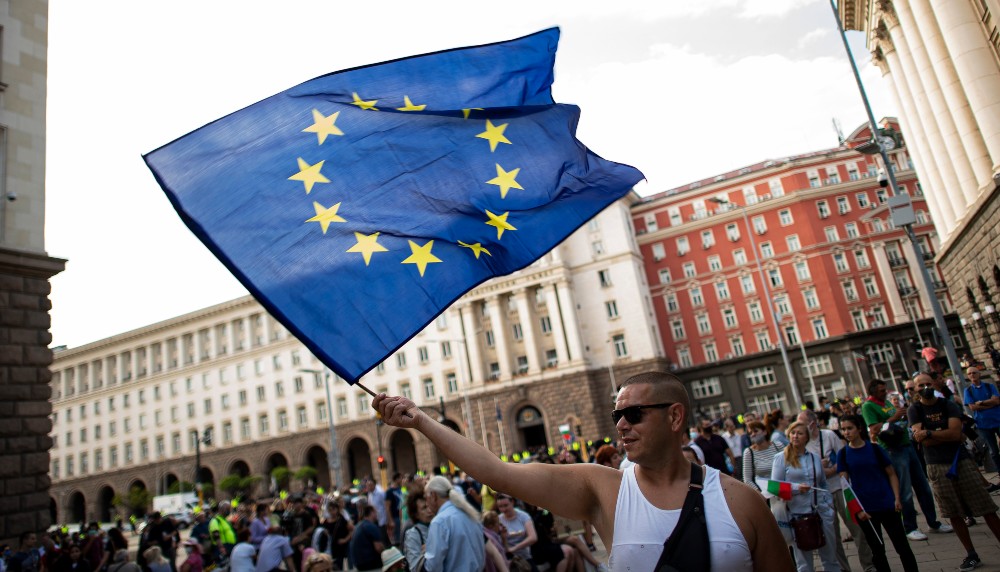 Megbénították a forgalmat Szófiában a tüntetők