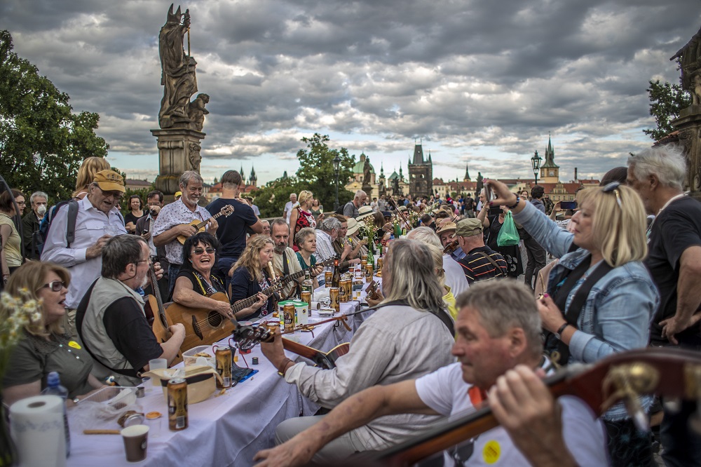 Szinte teljesen visszatért az élet a normális kerékvágásba Csehországban