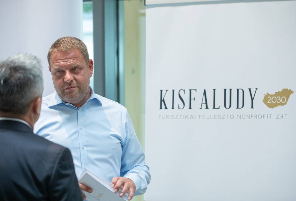 Közel tizennégyezer szálláshely felújítását tervezik