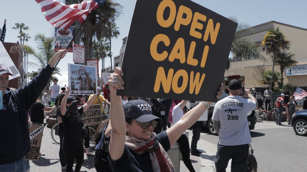 A lazább magatartásnak is köszönhető a járvány előretörése