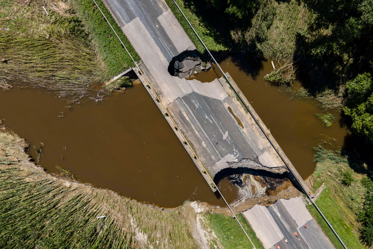 Leszakadt a Rinya-patak hídja