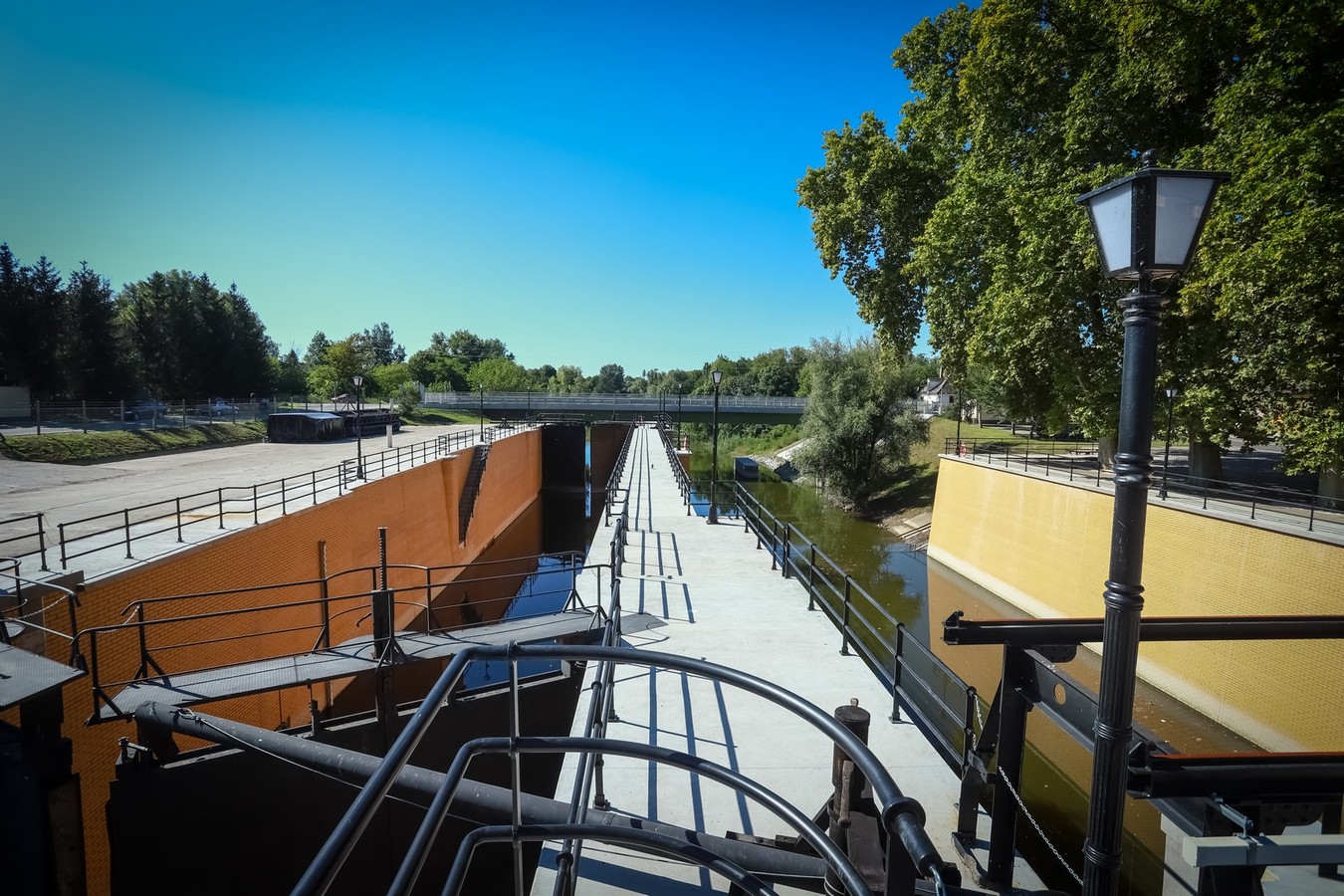 Átadták a felújított bajai Deák Ferenc-zsilipet