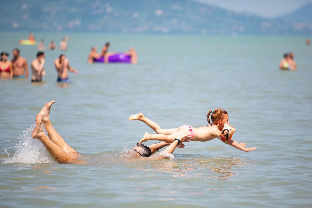 UNICEF: Magyarországon a tizenötödik legjobb gyereknek lenni