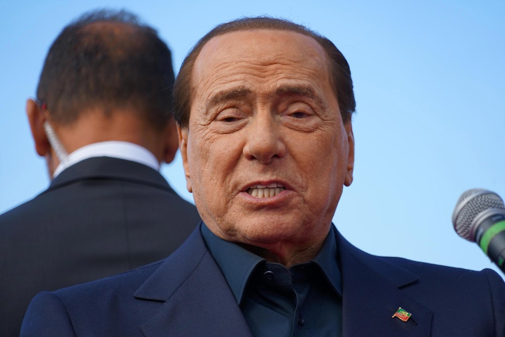 Berlusconi koronavírus-fertőzött, de tünetmentes