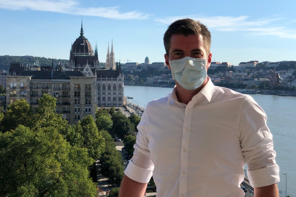 Kocsis Máté: tombol a járvány, mindenki tartsa be a szabályokat!