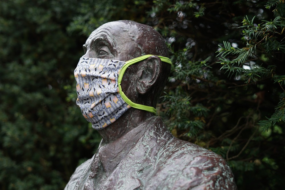 Először haladta meg a kétezret az új fertőzöttek száma Csehországban