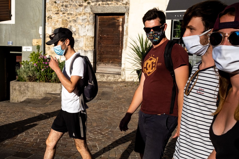 Franciaországban rekordot döntött a napi fertőzésszám