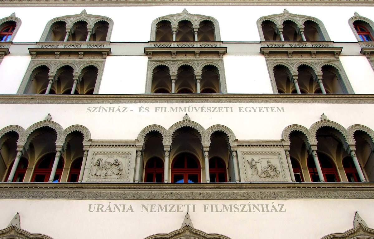 „Elfogadhatatlan és felelőtlen” a Színművészeti vezetőinek lemondása