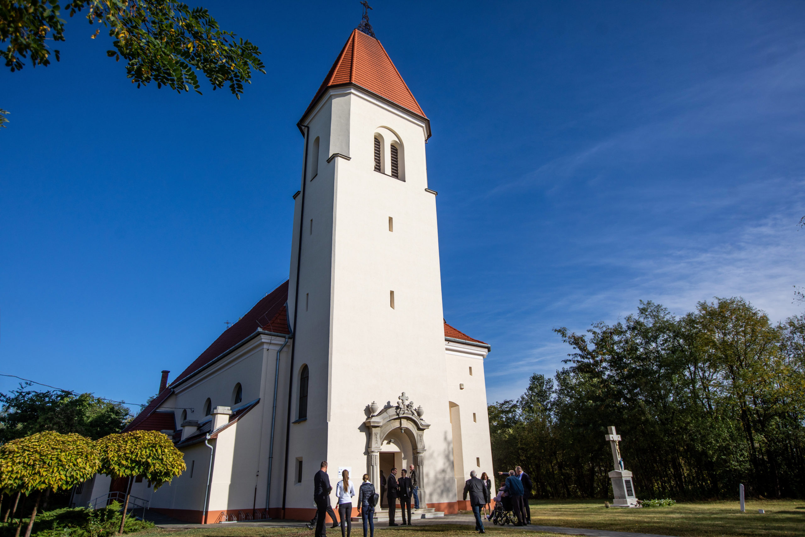 Felújították az ópusztaszeri templomot