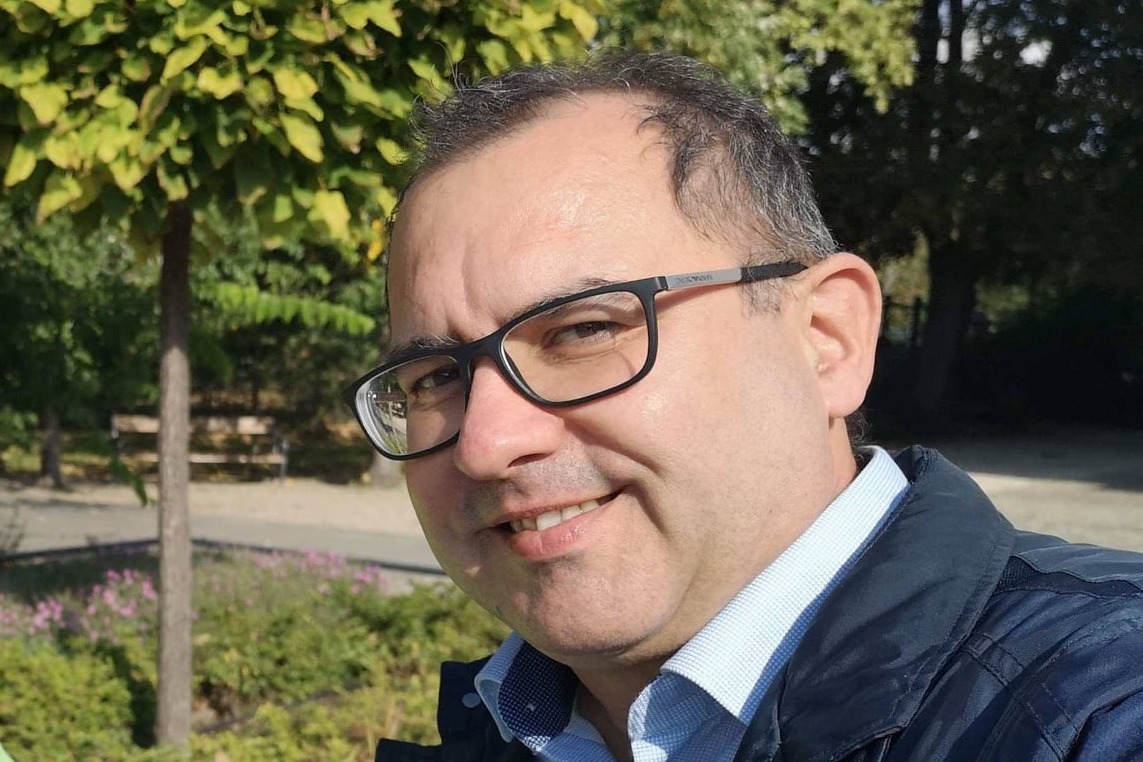 Részletes beszámolót közölt tüneteiről a fertőzött csepeli politikus