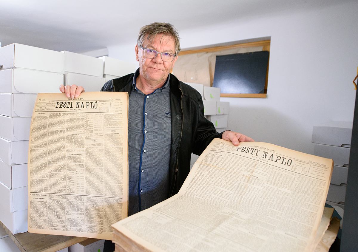 Arcok a virtuális könyvtárban