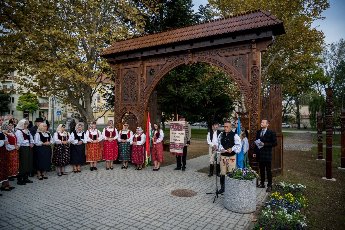 Emlékezni kell mindenkire, aki tett a nemzetért