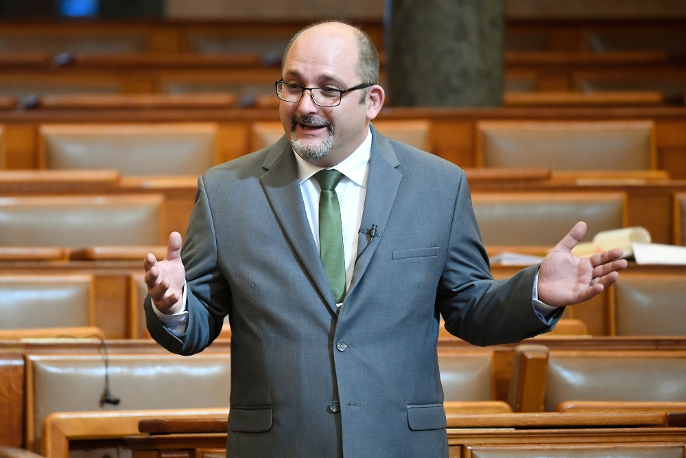 Az LMP Csárdi Antalt ajánlgatja