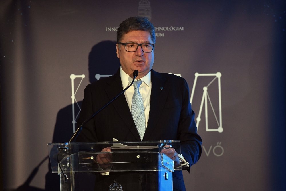 Ismét Parragh Lászlót választották a kamara elnökének