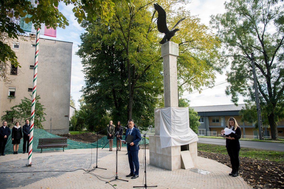 A magyarságnak igénye van a nemzeti önazonosságra
