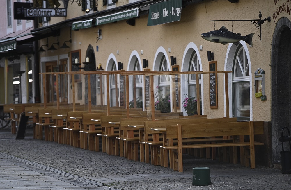 Átlépte a tízezres határt a napi új fertőzöttek száma Németországban