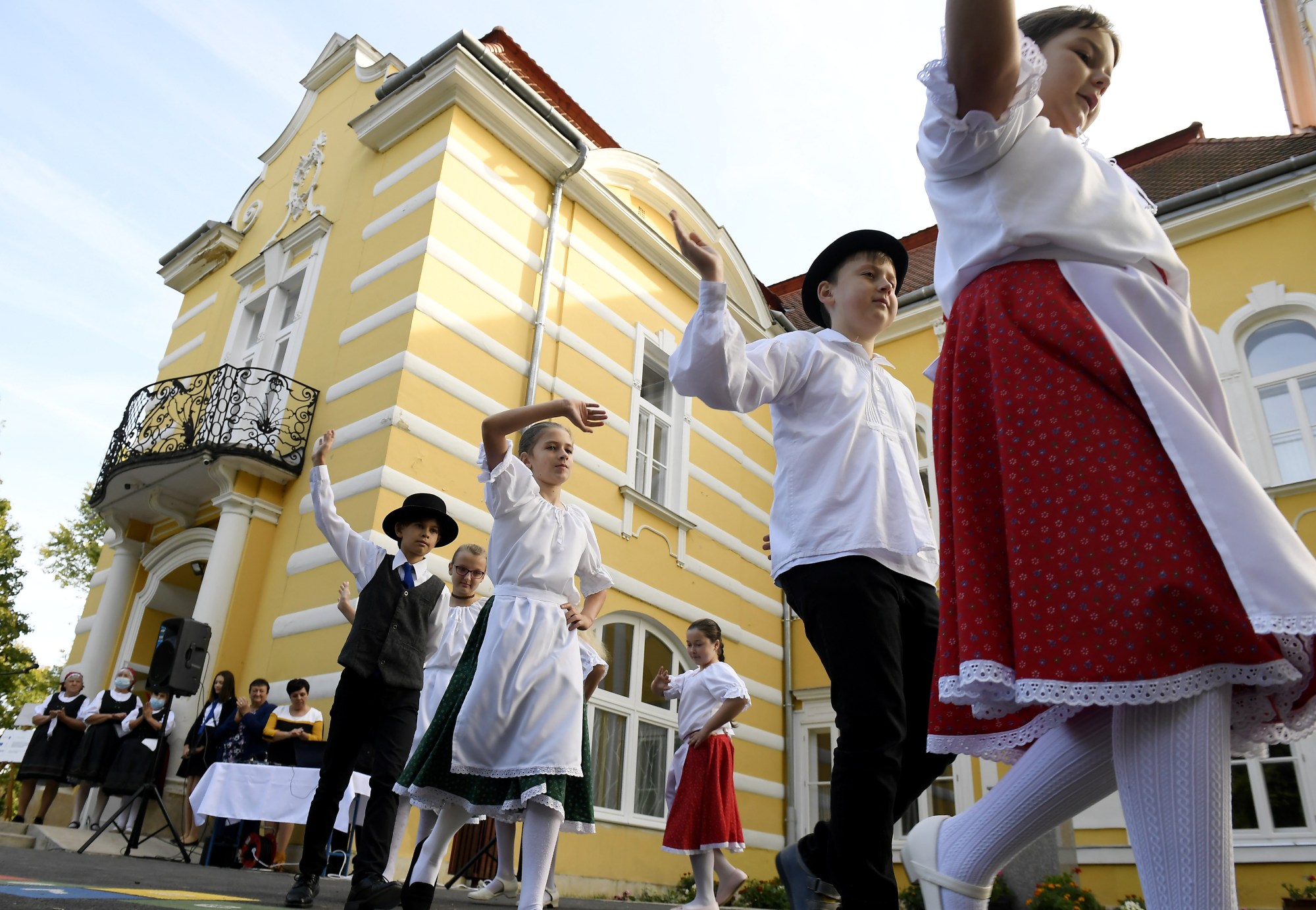 Megújult a szlovák nemzetiségi iskola Nézsán
