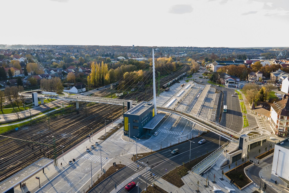 A nemrég átadott kaposvári közlekedési központ