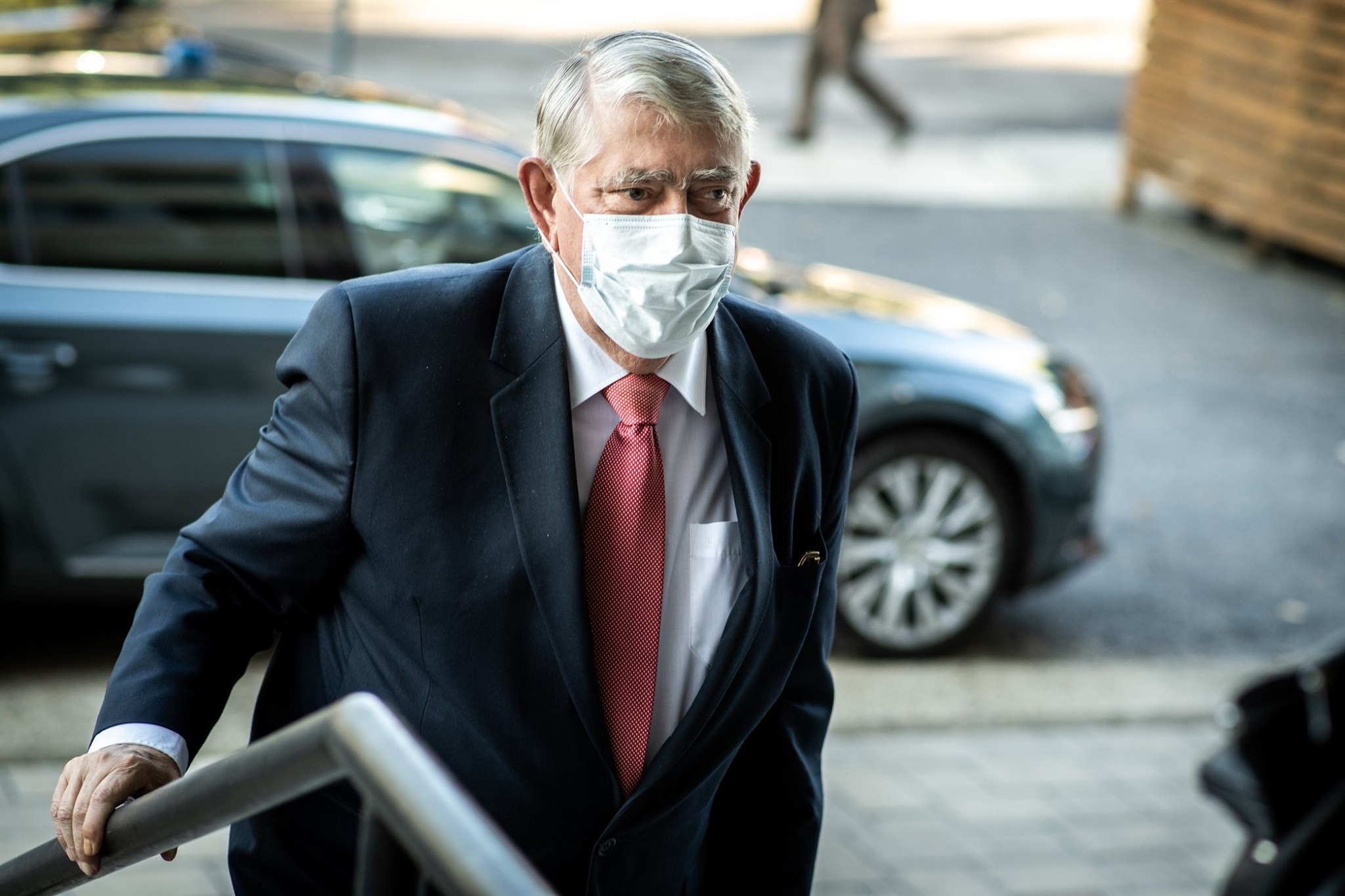 Mérlegeljük az orosz vakcina vizsgálatában való részvételt