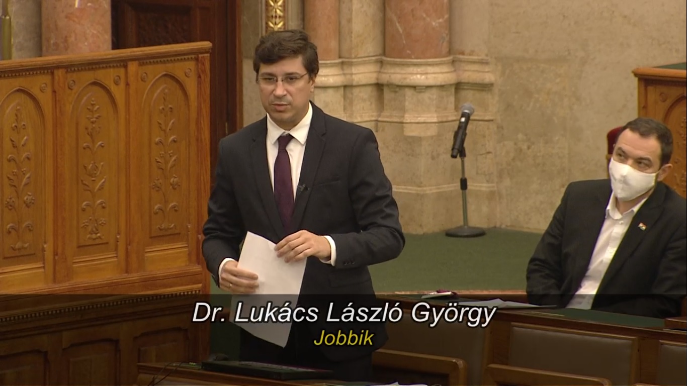 A Jobbik jóindulatú kérdése: mennyi maszkbírságot akar beszedni a kormány?