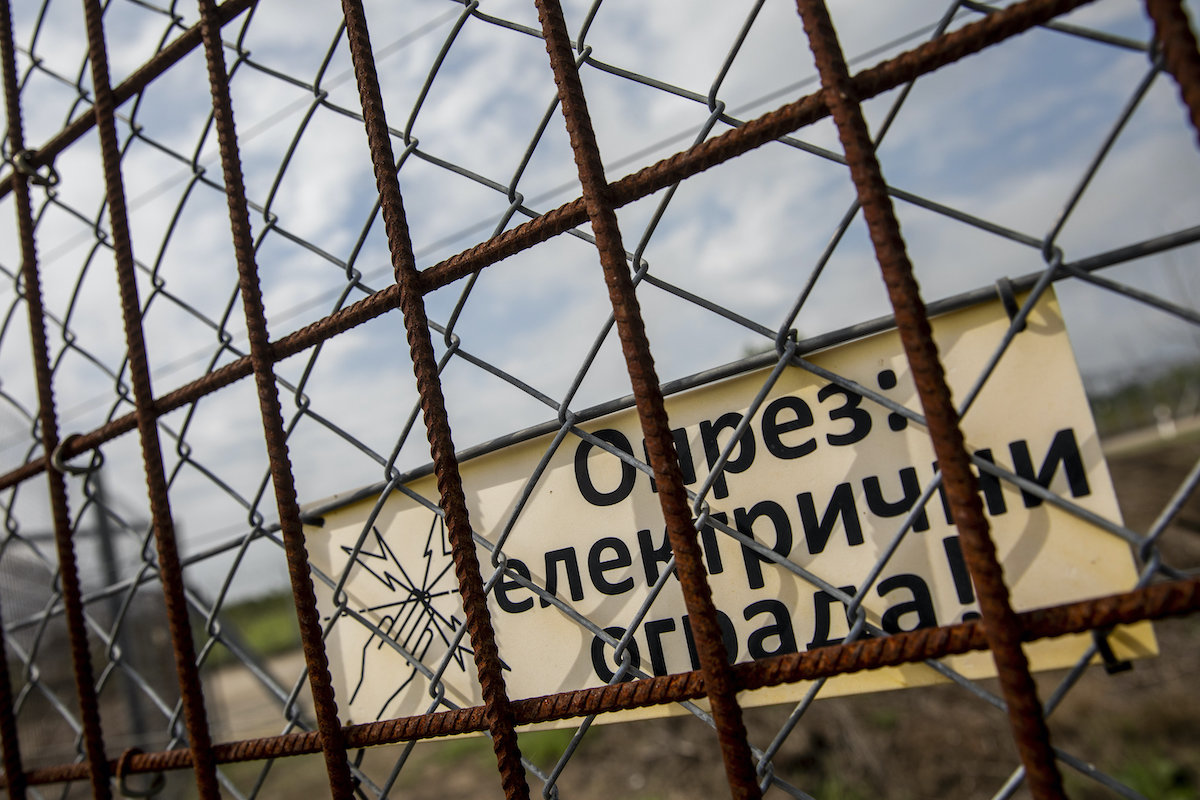 Harmincezer migráns