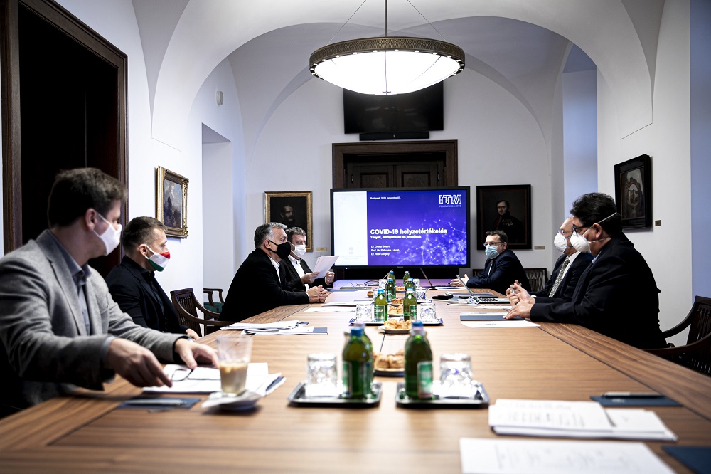 Orbán Viktor: a vakcina a megoldás