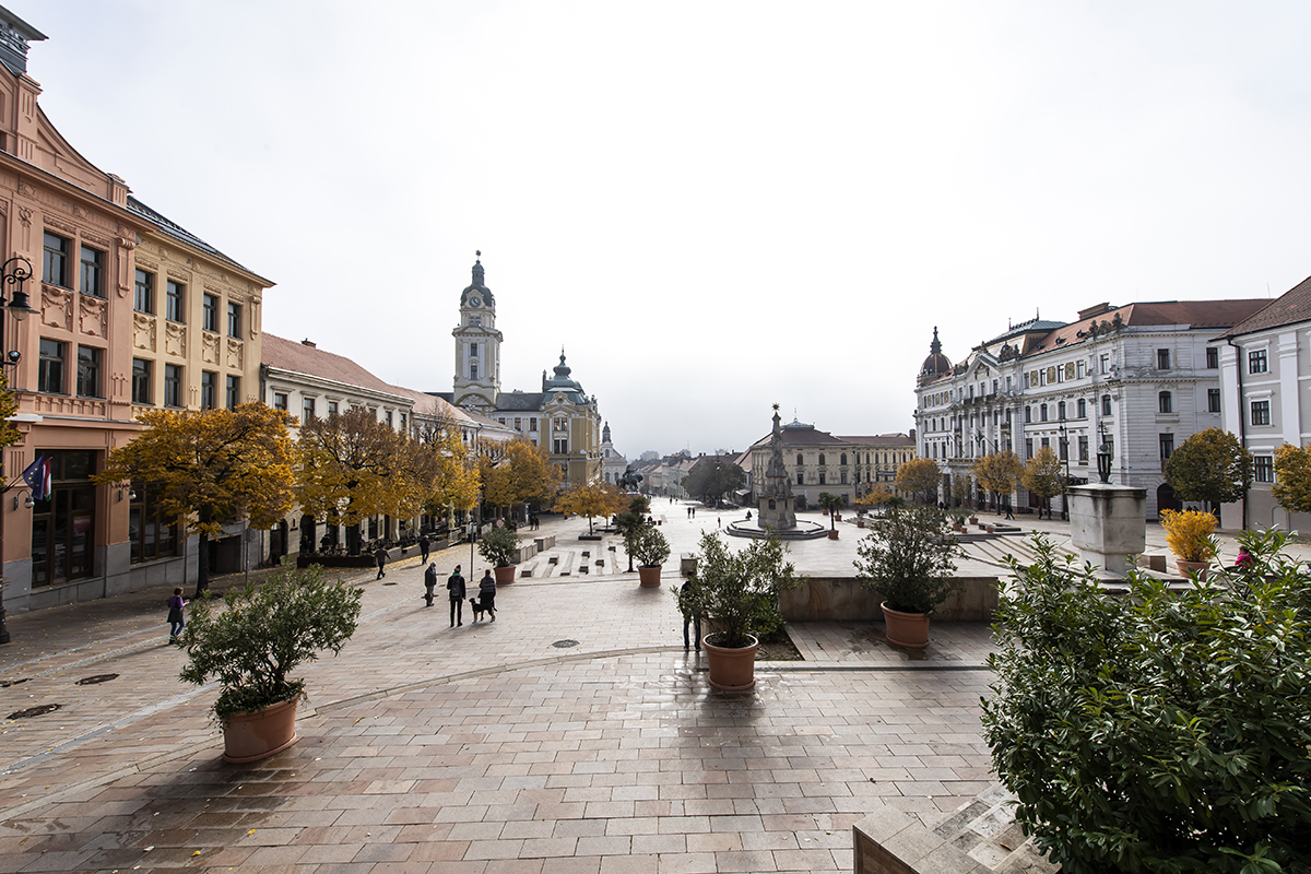 Döcögős balra át