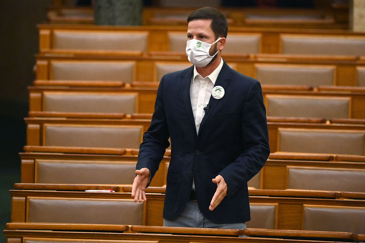 Dömötör Tordainak: ne akadályozzák az intézkedéseket!