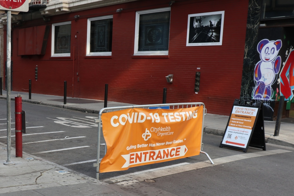 Május óta nem haltak meg ennyien a járvány miatt Amerikában