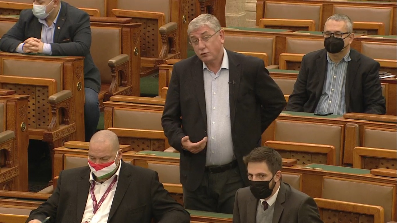 Gyurcsány Ferenc elnézést kért