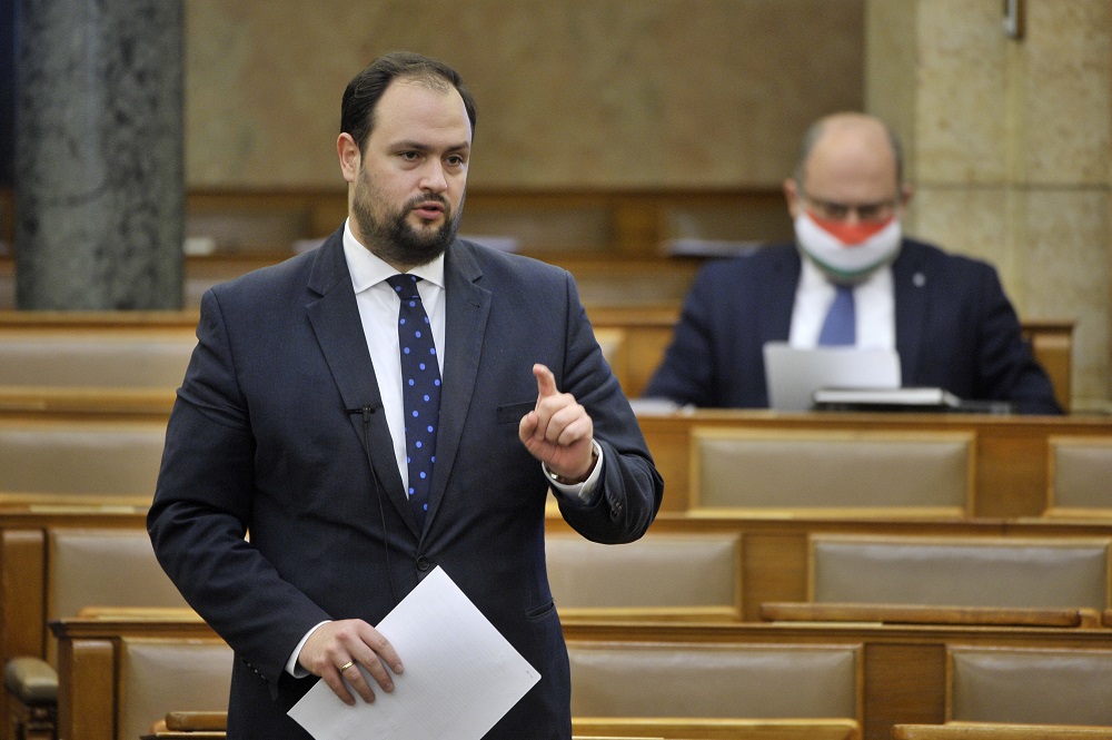 KDNP: a migrációt szervezi az Európai Bizottság