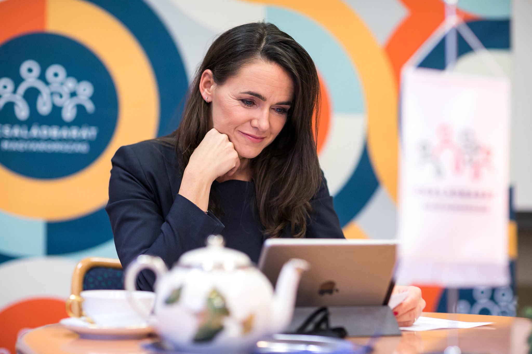 Az idősebb gyermeket örökbefogadók is kaphatnak otthonteremtési támogatást