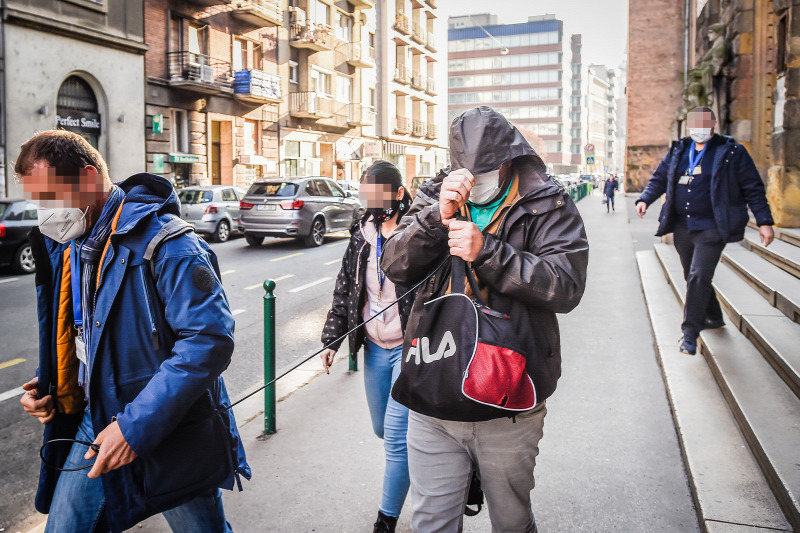 Saját kisfiát zaklatta a budapesti pedofil